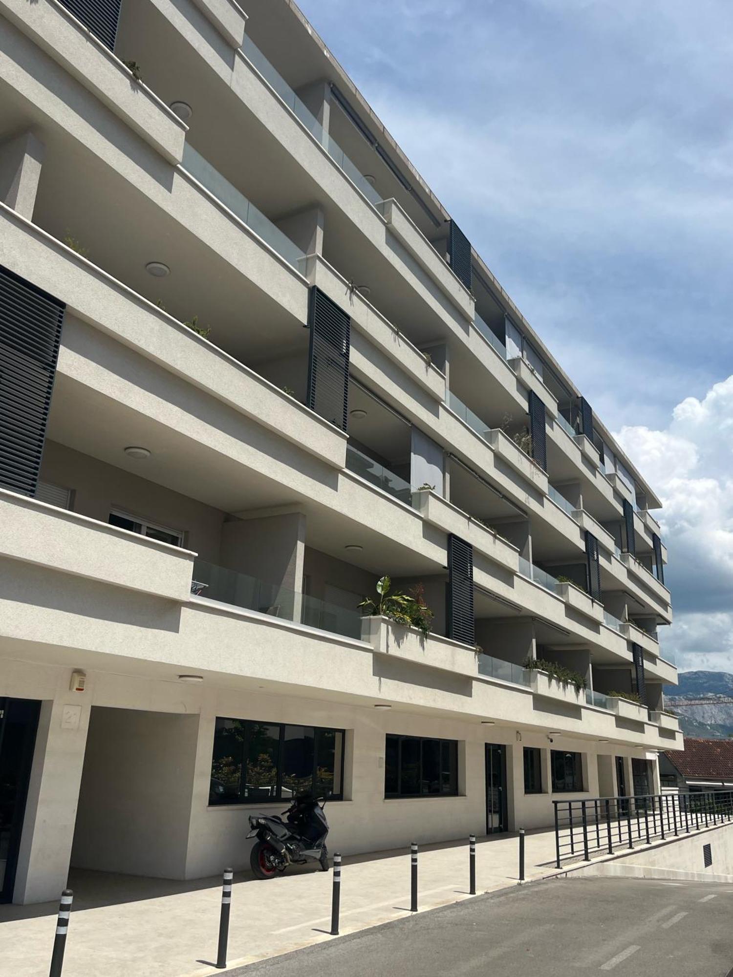 Luxury Apartment Rinos - Free Garage Parking Split Dış mekan fotoğraf